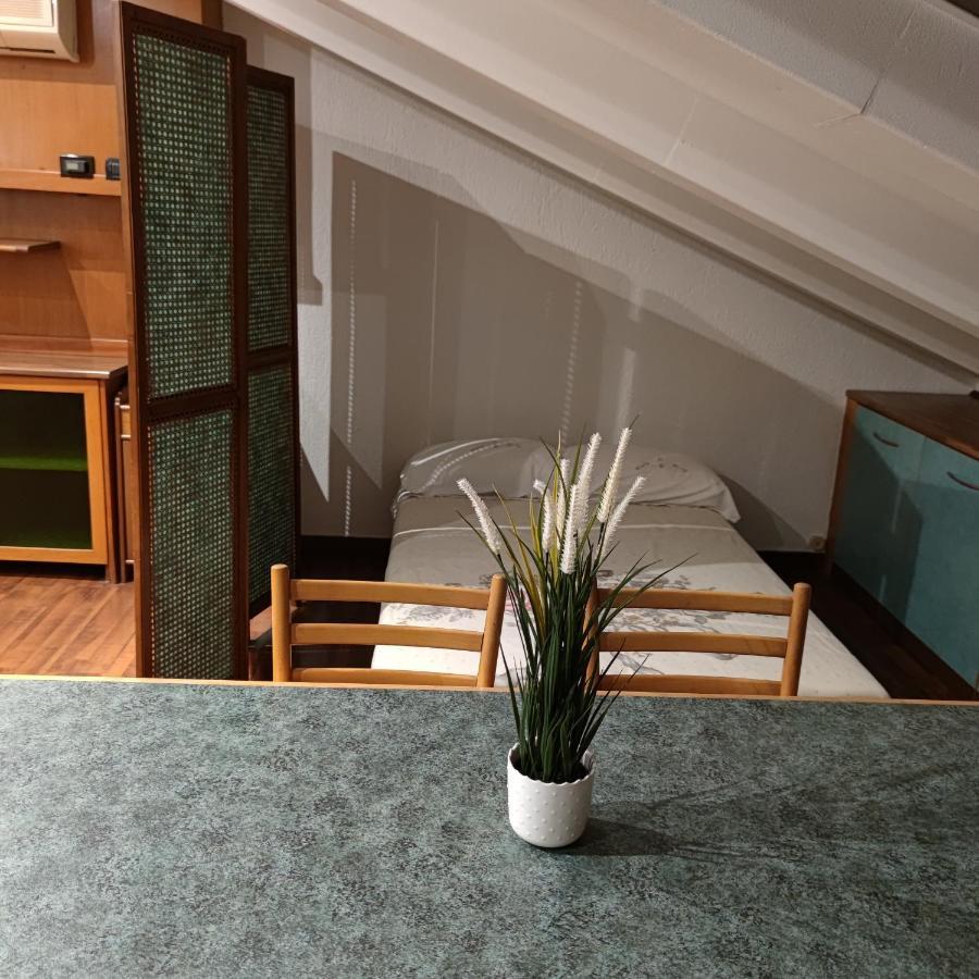 Loft Mansardato Monza Kültér fotó