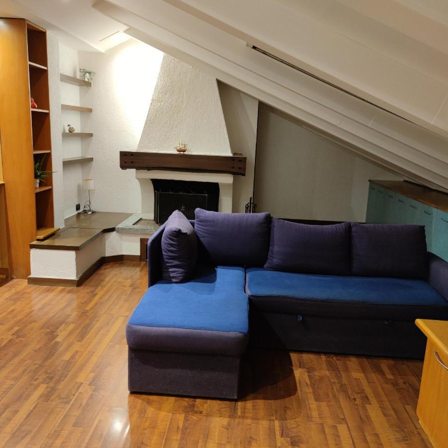 Loft Mansardato Monza Kültér fotó